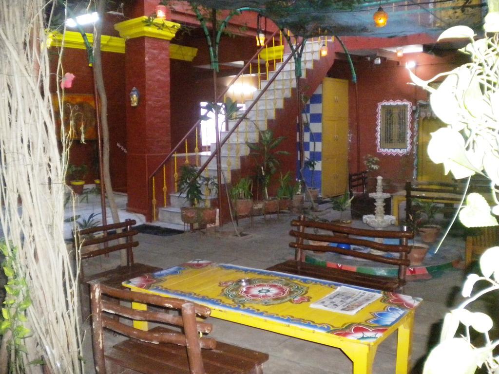 Ganpati Guest House Varanasi Exterior foto